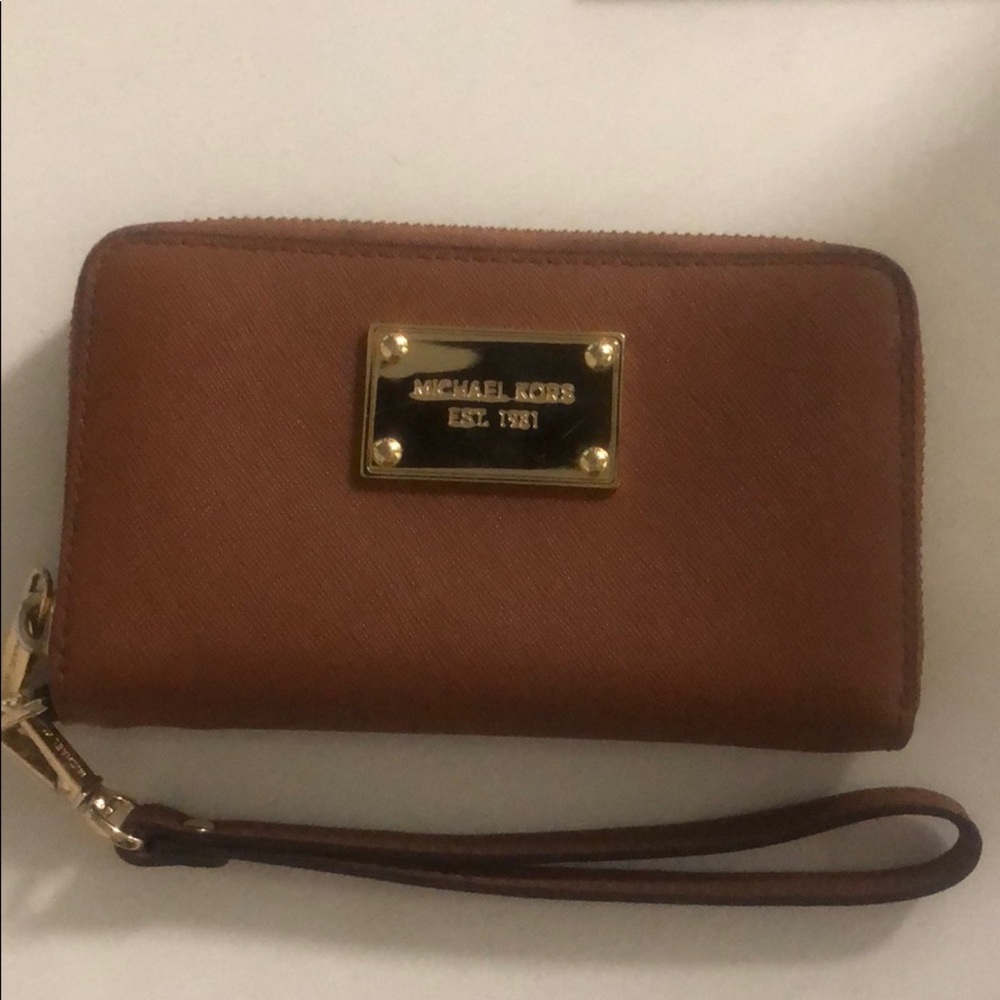 Michael Kors brown wristlet